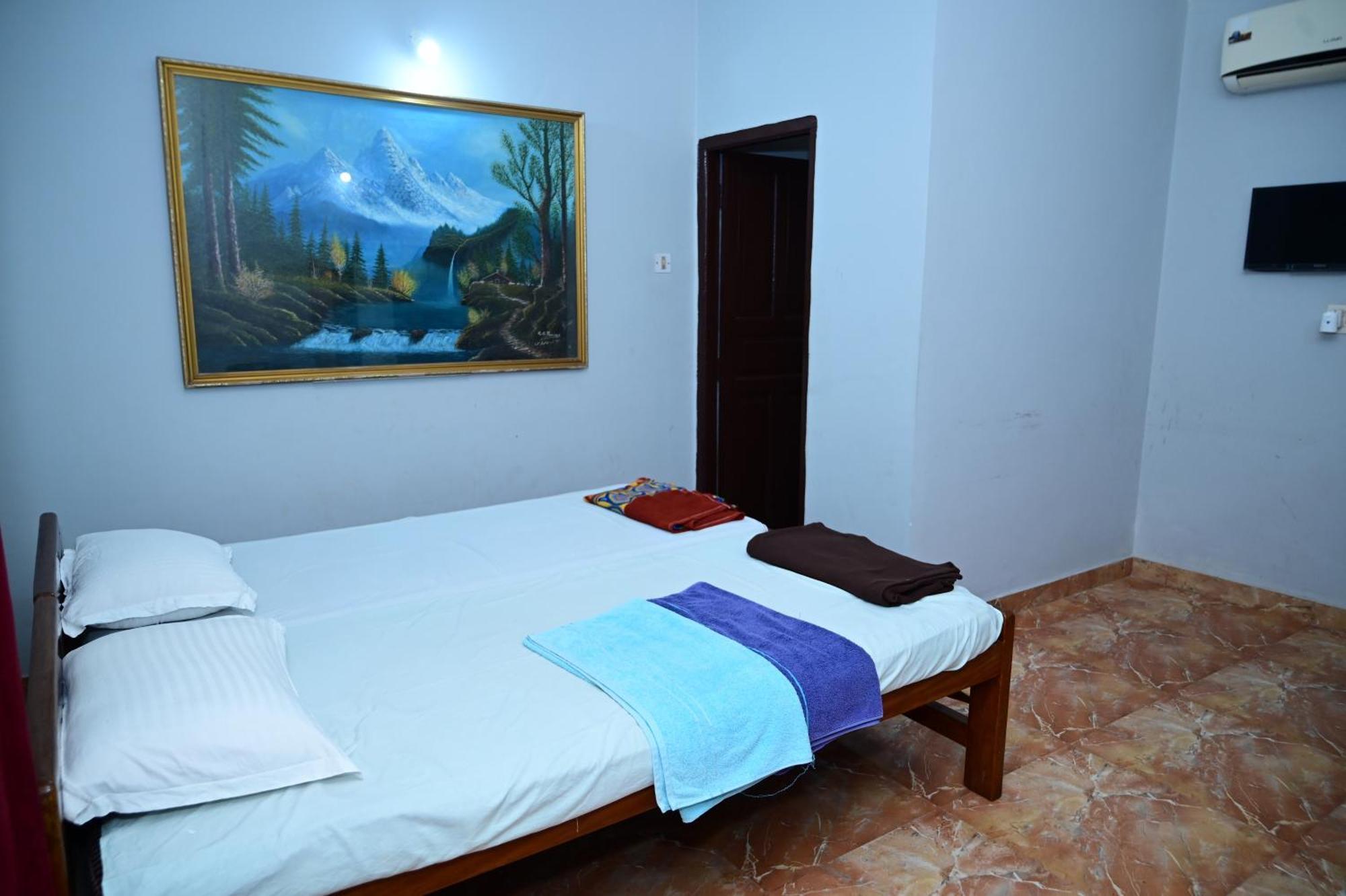 Clinton Guest House Colva Exterior photo